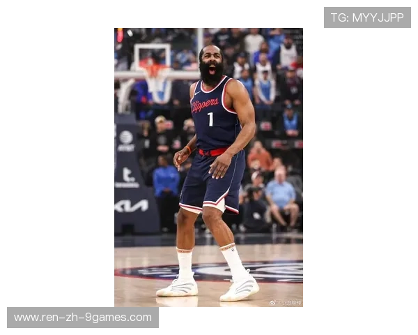 哈登关键罚球稳稳命中，76人保持连胜步伐